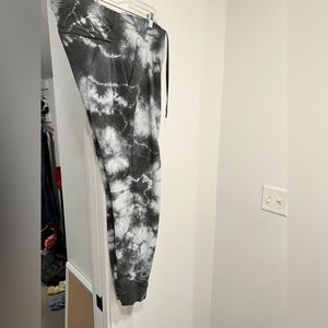 LULULEMON TIE DYE CITY SWEATPANTS